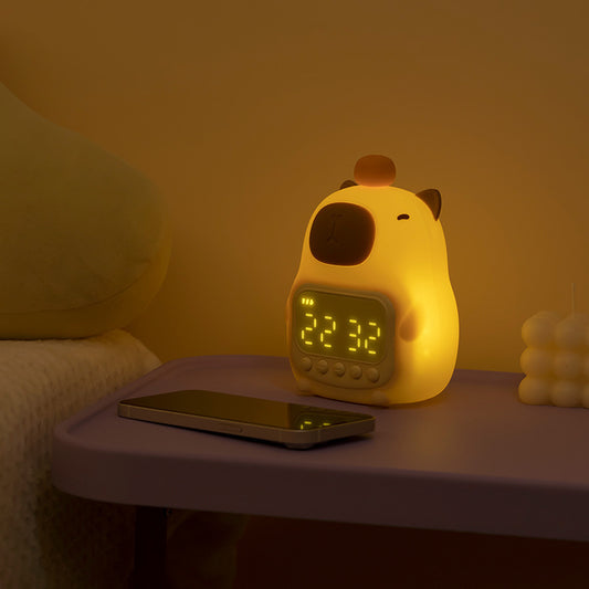 🐹 Capybara Alarm Clock – Soft Glow Lamp, Battery-Powered & Travel Friendly